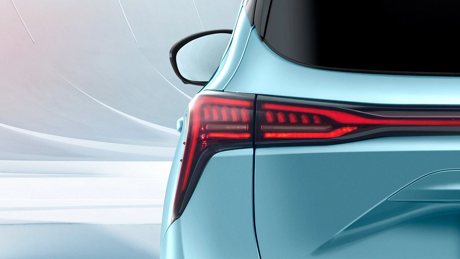 M4 Hev U-Tour lights